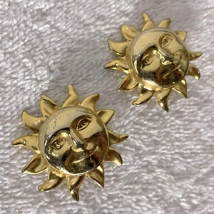 Vintage Gold  Tone Happy Face Sun Clip On Earrings